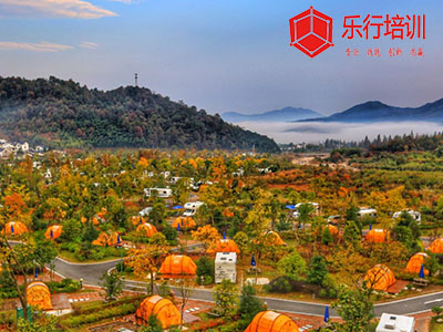 安徽黃山——途居房車露營(yíng)地